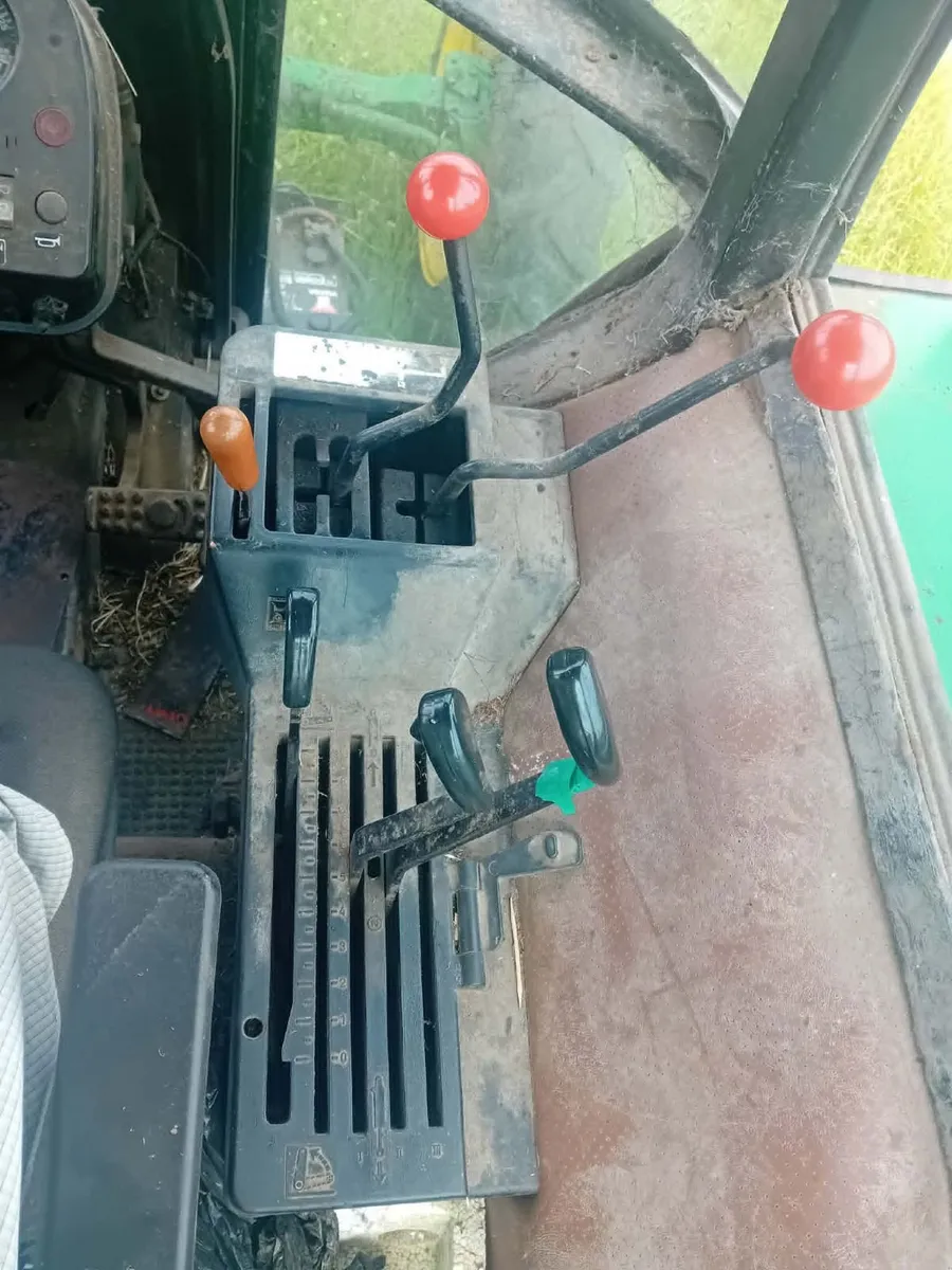 John Deere Other 1984 - Image 2