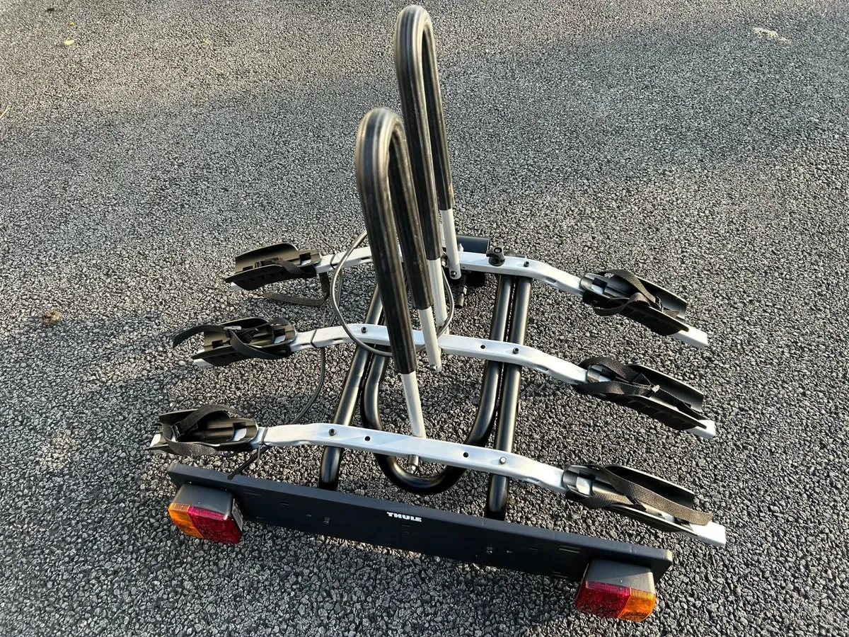 Thule 3 Bike Towbar Carrier - Image 1