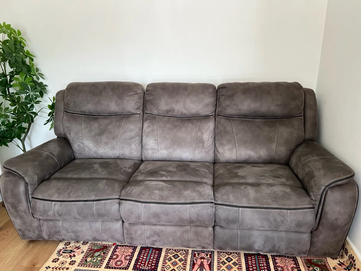 Electric Sofa Set (3+1+1) with Power Recliners - Image 1