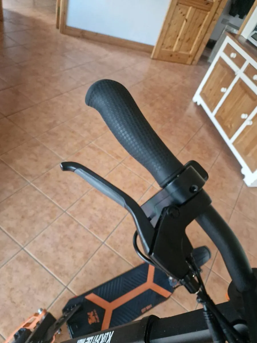 KuKirin G2 Max Scooter - Mint Condition, Only 629k - Image 3