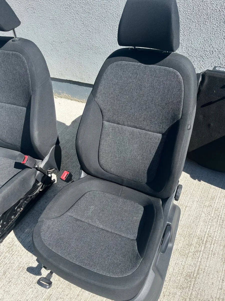 Skoda Yeti Complete Interior - Image 3