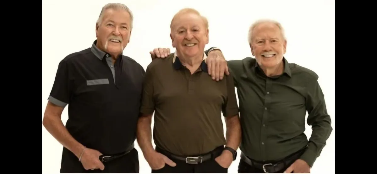 Wolfe Tones 5 standing tickets 3 Arena