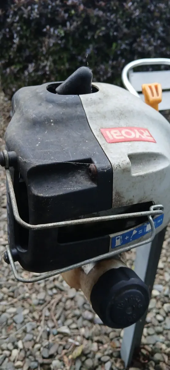 ryobi petrol grass strimmer - Image 2
