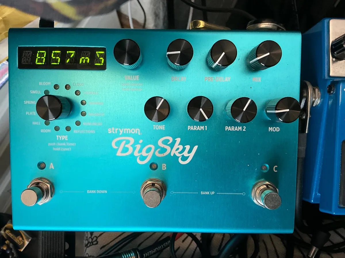 Multitrack recorder / pedals etc - Image 4
