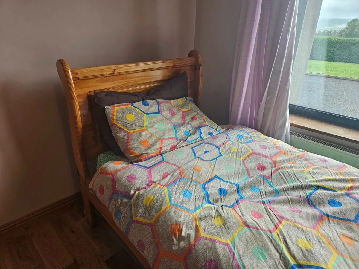 Single Wooden Sleigh Bed - Image 2