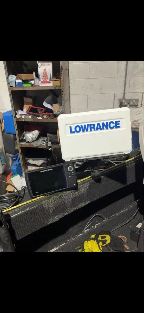 12” lowrance elite fs, livescope 2, Ked bar - Image 2