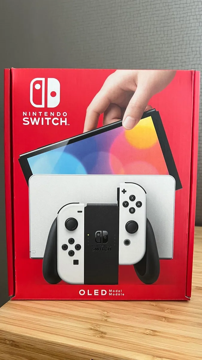 Nintendo Switch - Image 2