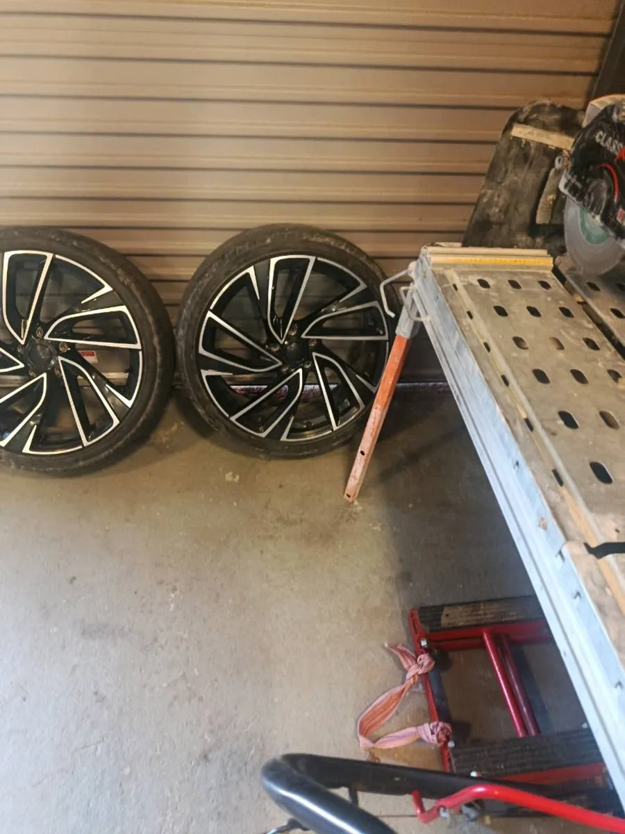 Alloy wheels - Image 2