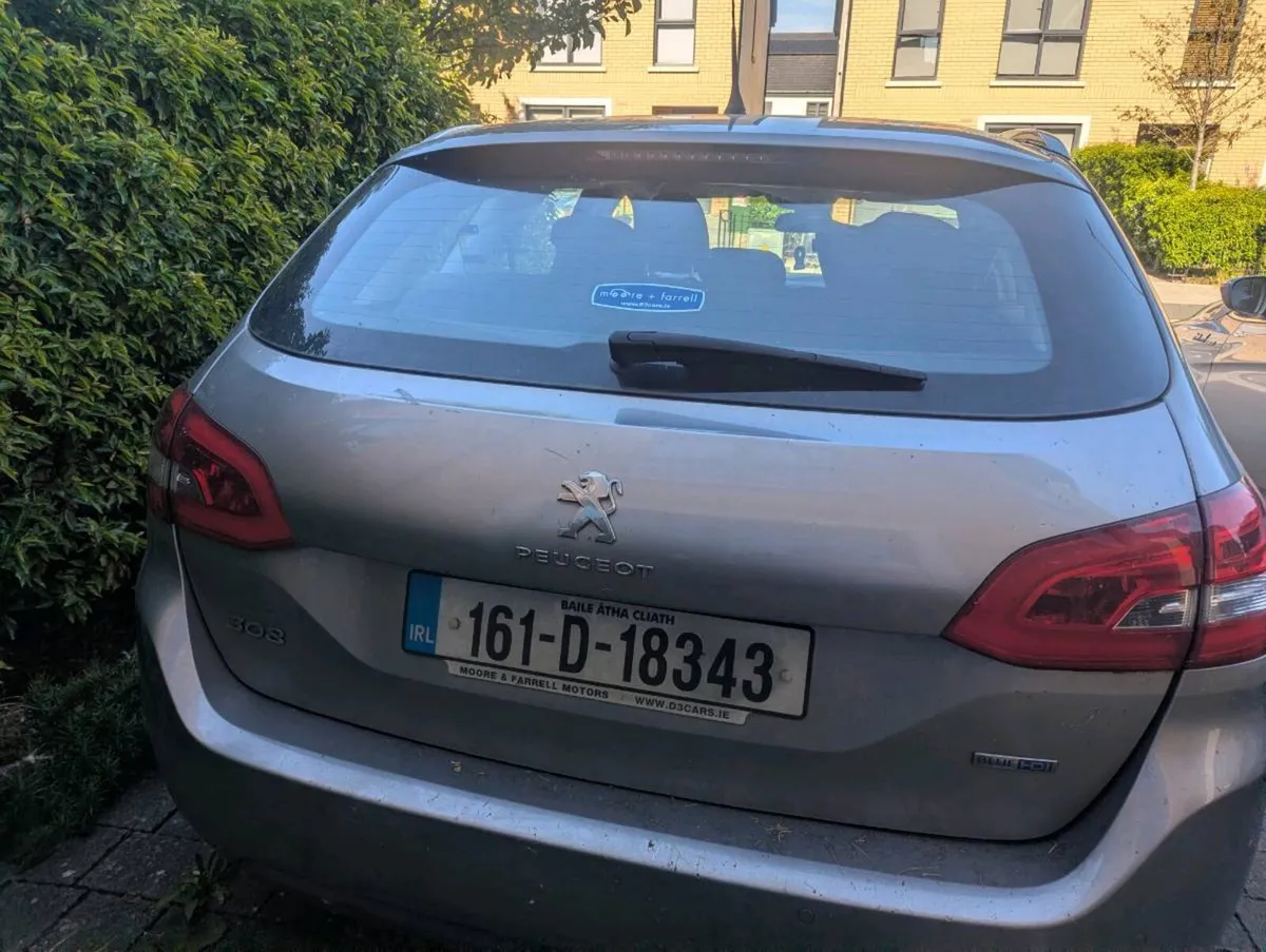 Peugeot 308SW Estate - Image 2