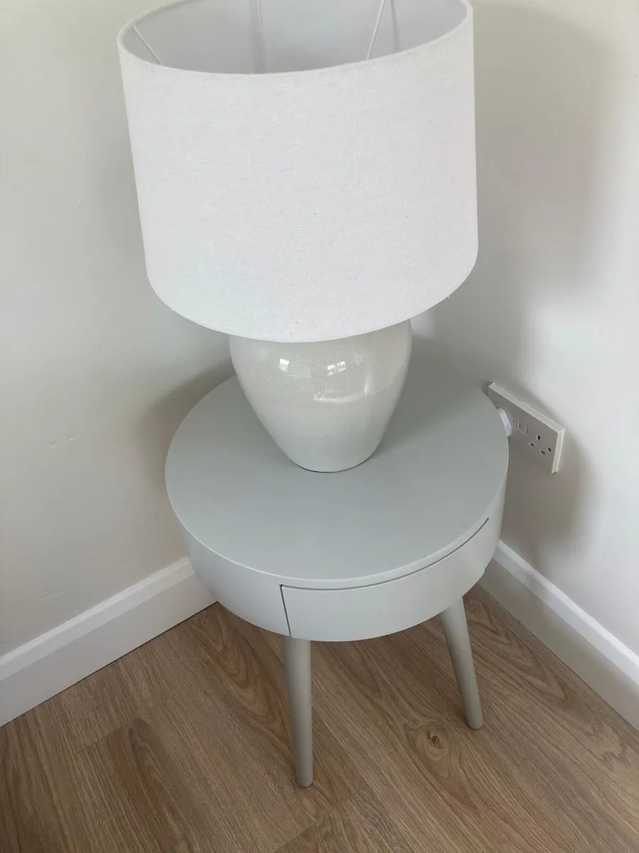 Lamp and Table - Image 2