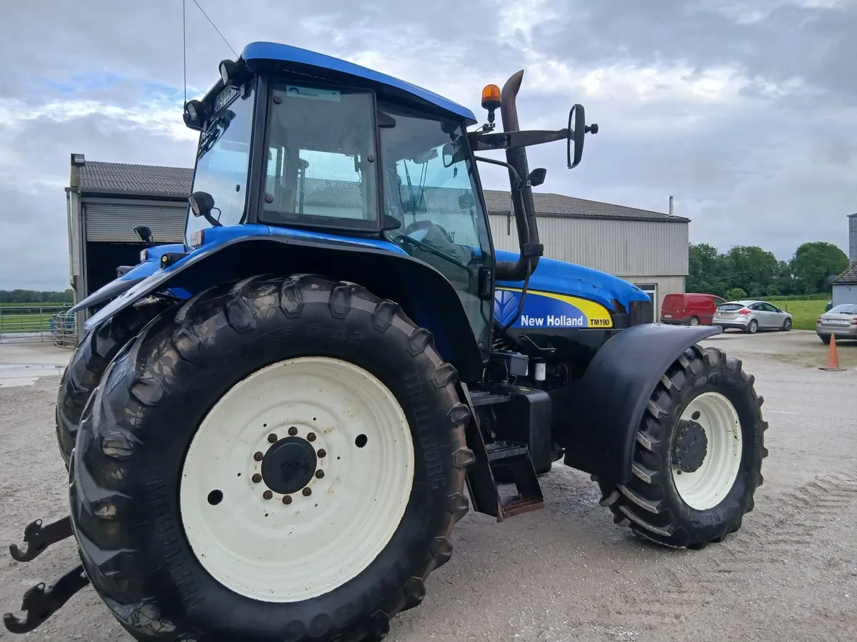 New Holland TM190 - Image 2