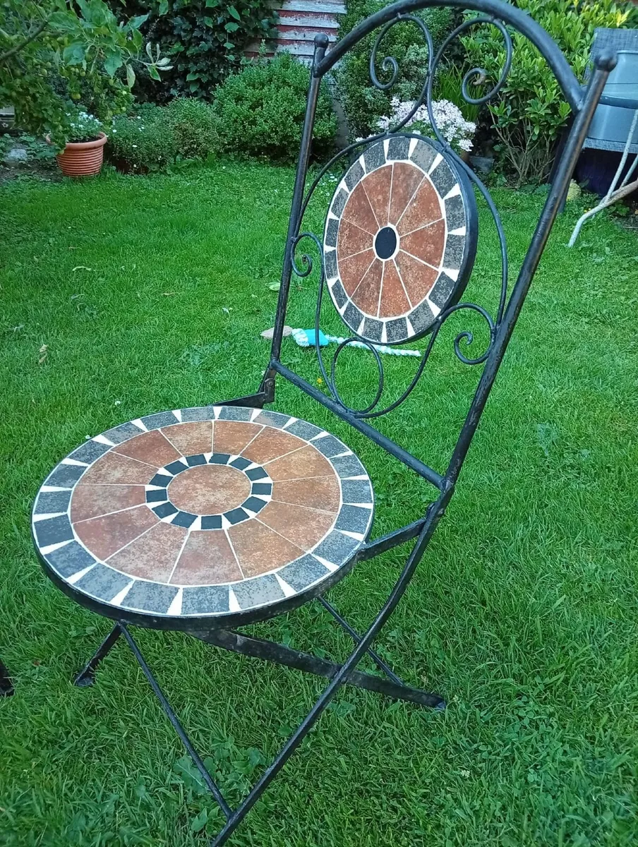 Mosaic Bistro Garden Table,1Chair, Paint Included - Image 3