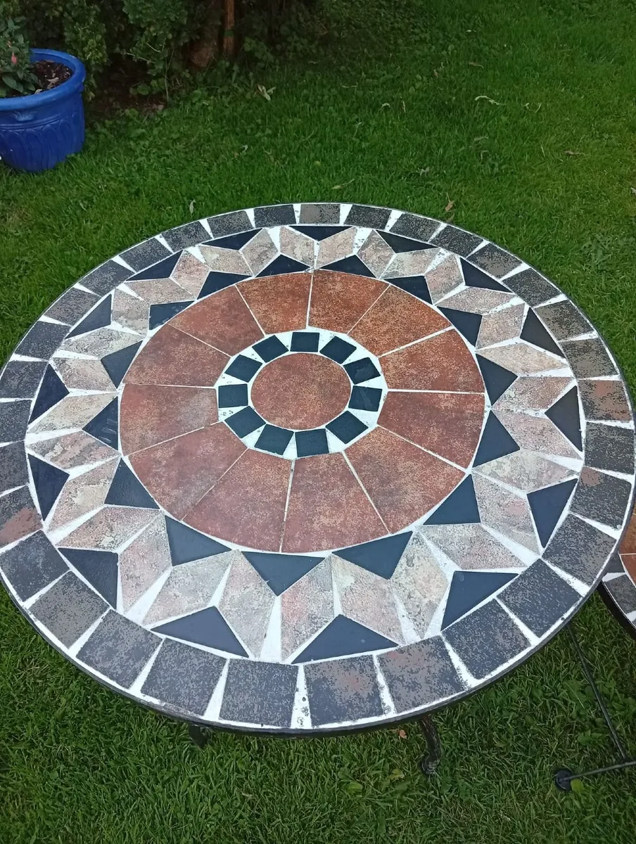 Mosaic Bistro Garden Table,1Chair, Paint Included - Image 2