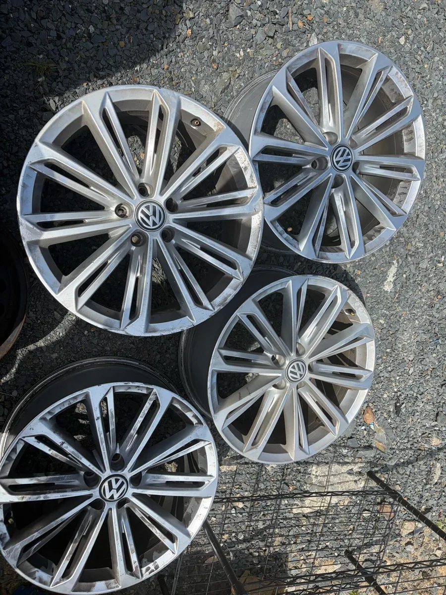 Vw passat alloys - Image 1