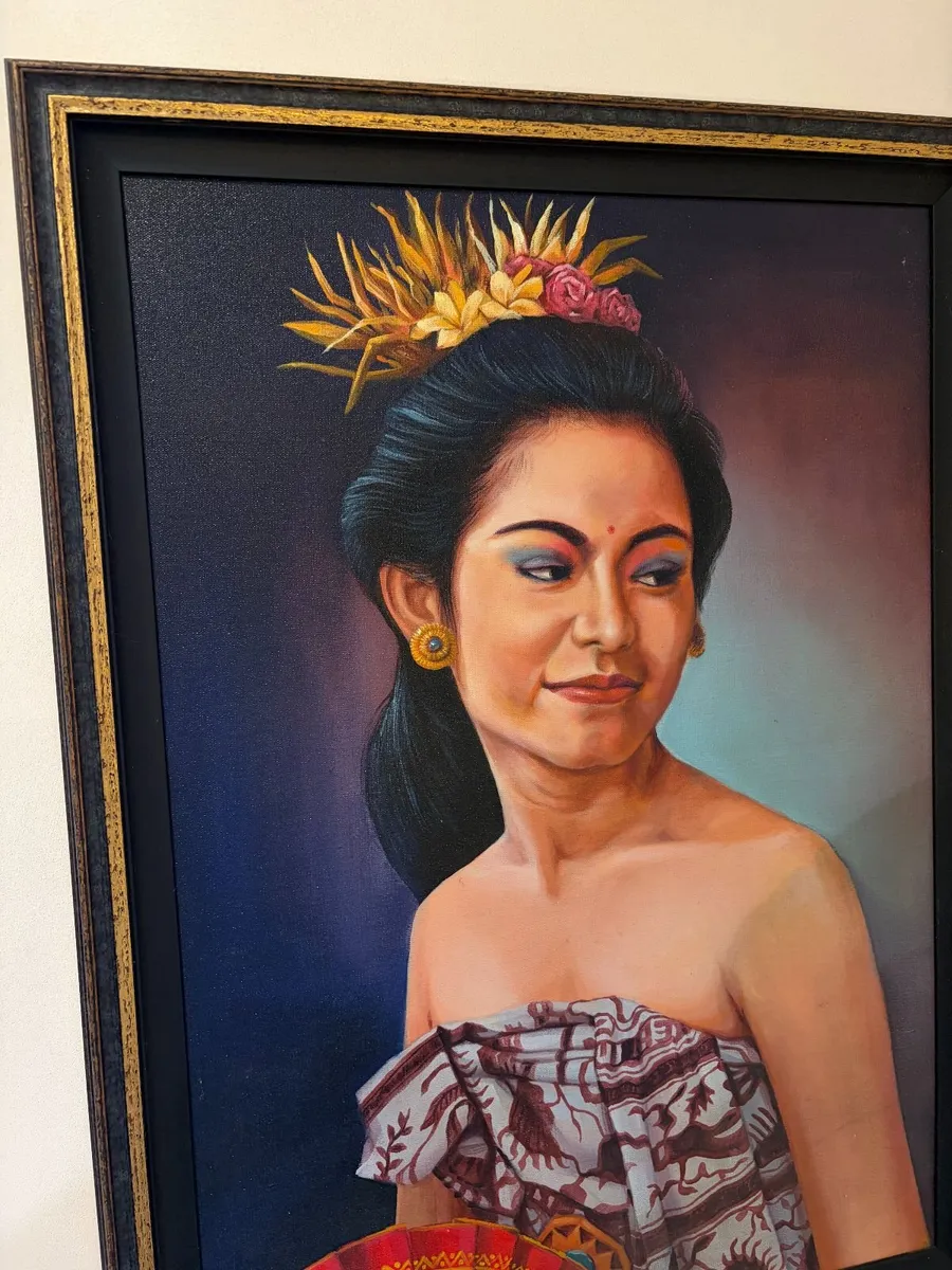 Large Original Balinese Portrait Painting - Image 3