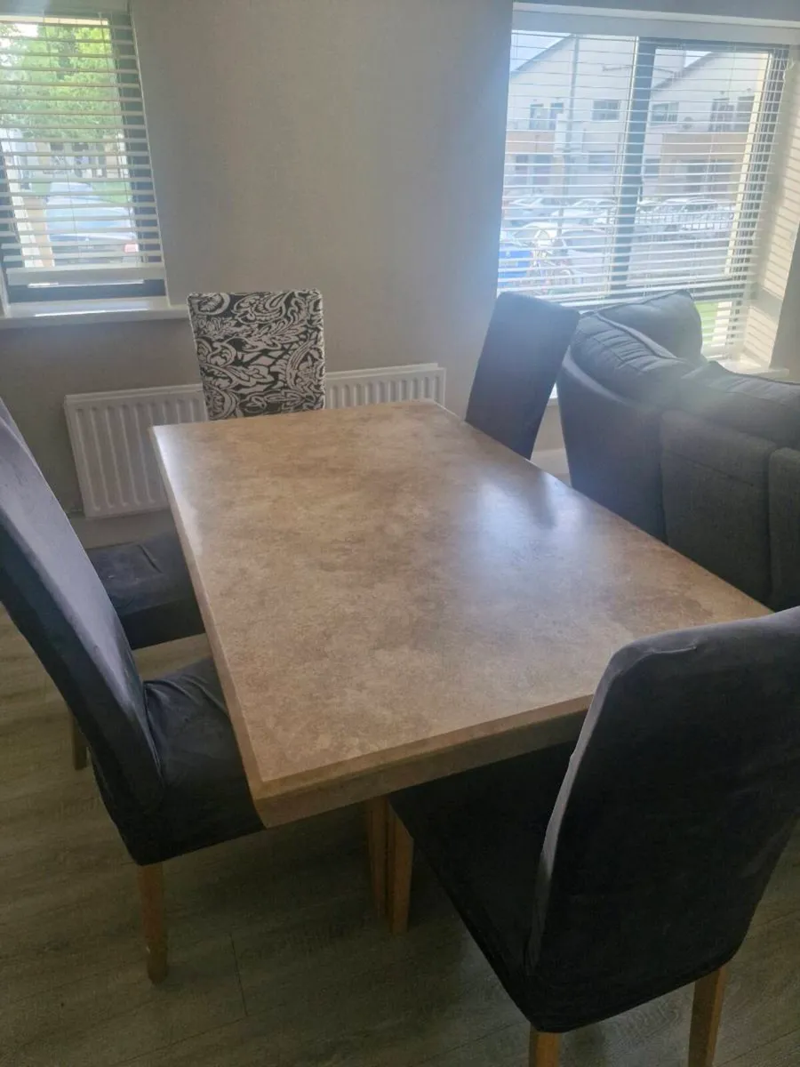 Marble table - Image 2