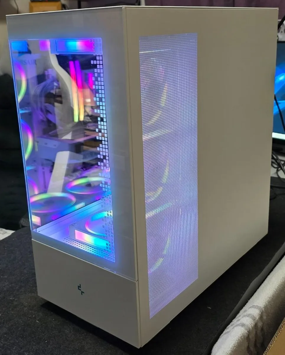Deepcool White Gamer i5-14Gen RTX 4070 Gaming PC - Image 3