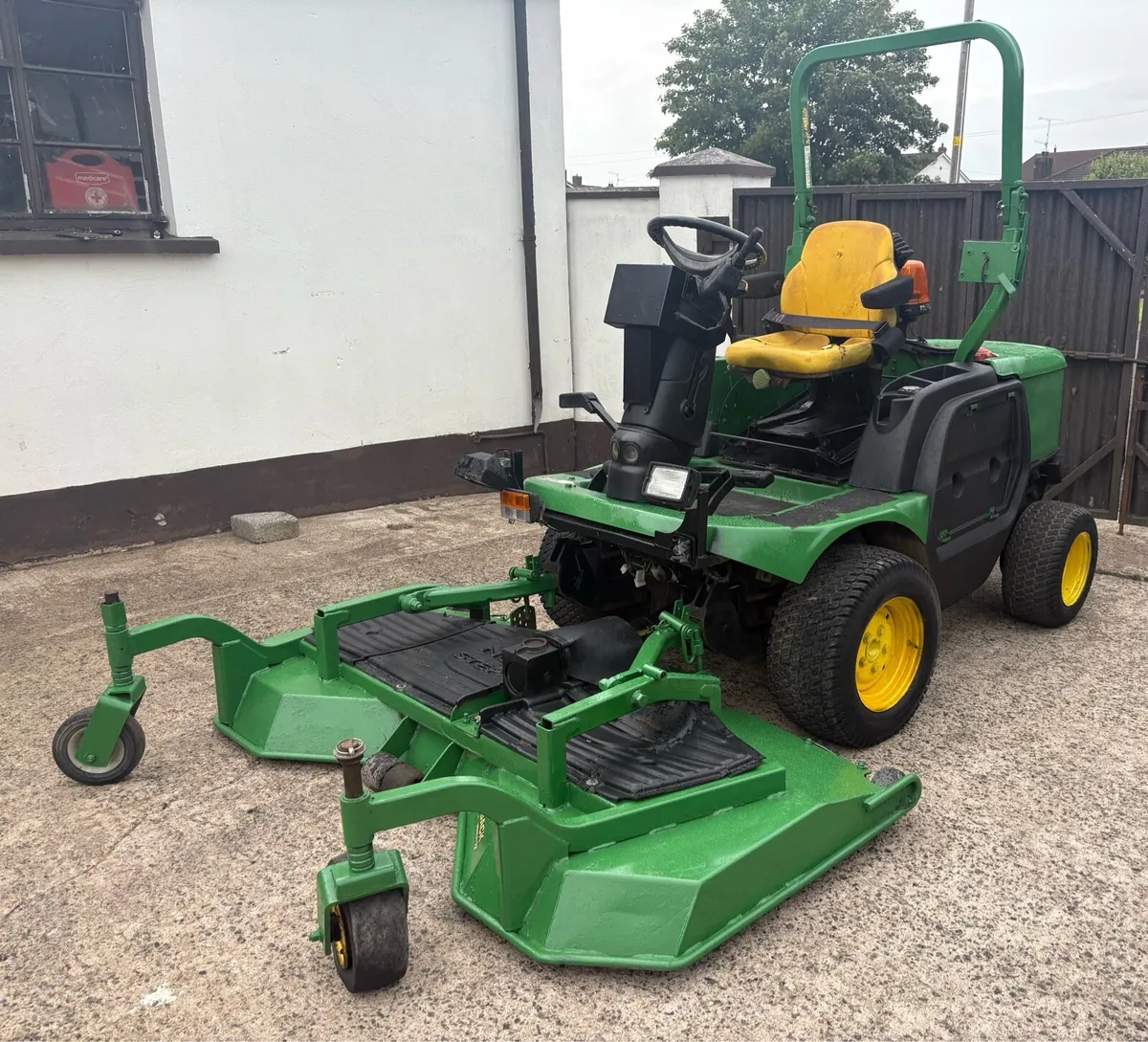 John Deere Outfront Diesel Mower 1445 - Image 2