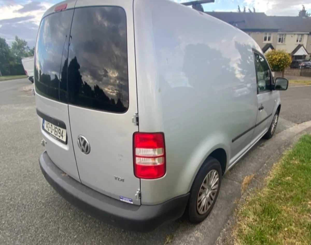 Volkswagen Caddy 2014 - Image 4
