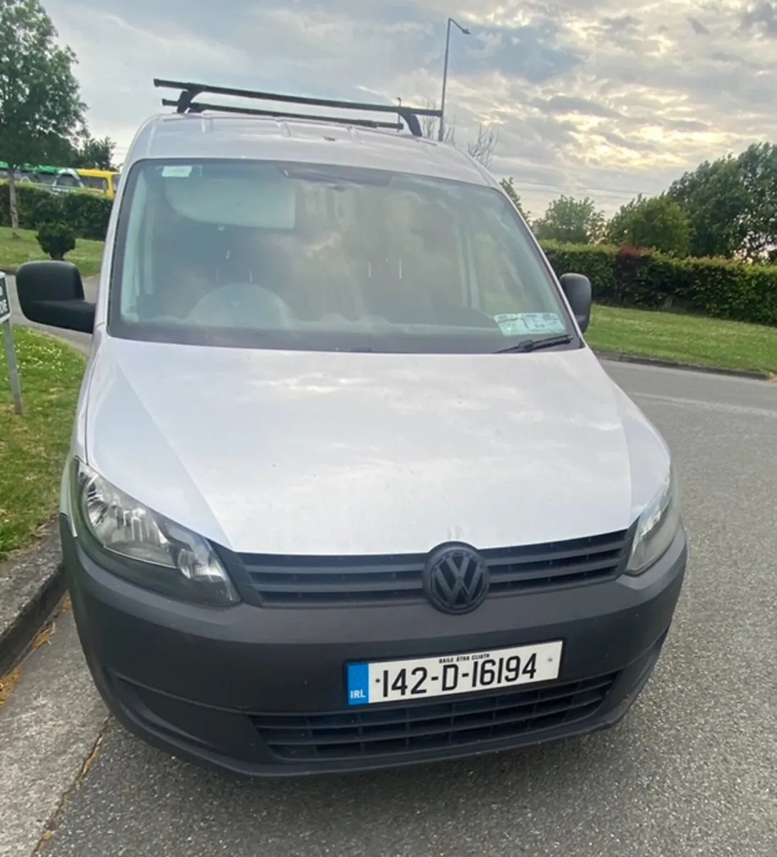 Volkswagen Caddy 2014 - Image 2