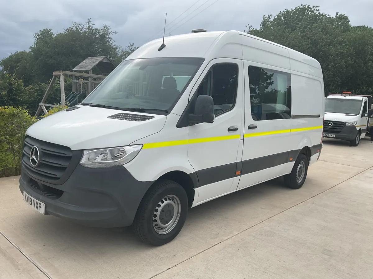 2019  Mercedes Sprinter Crewcab - Image 2