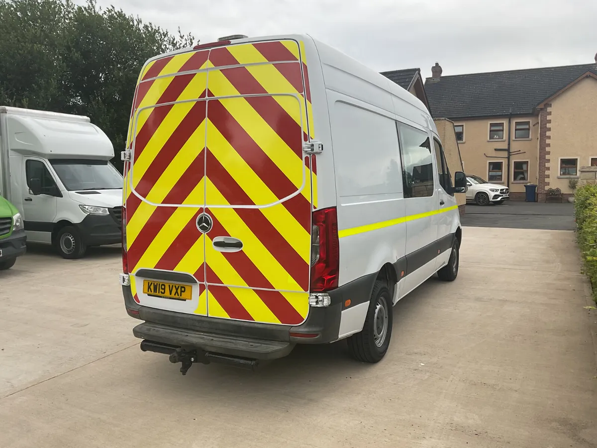 2019  Mercedes Sprinter Crewcab - Image 3