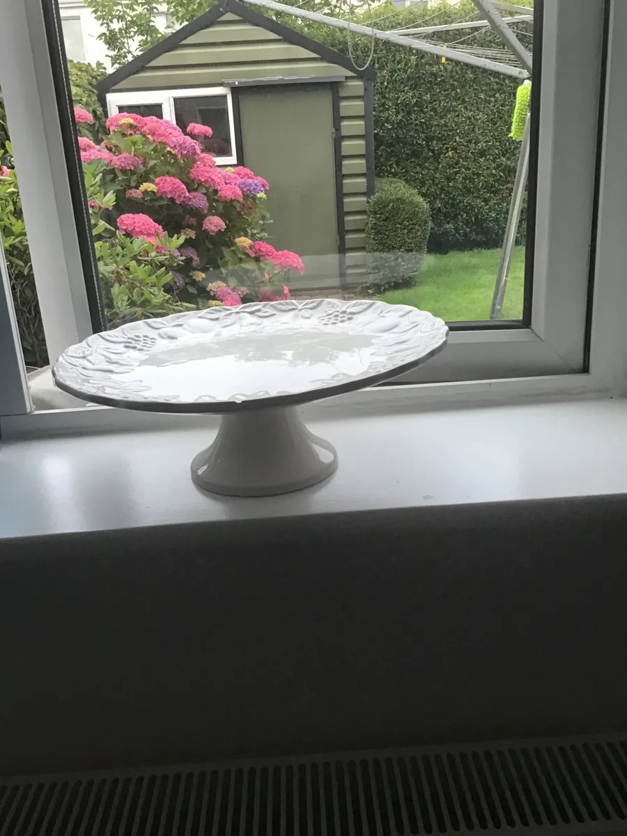 Cake Display Plate - Image 2
