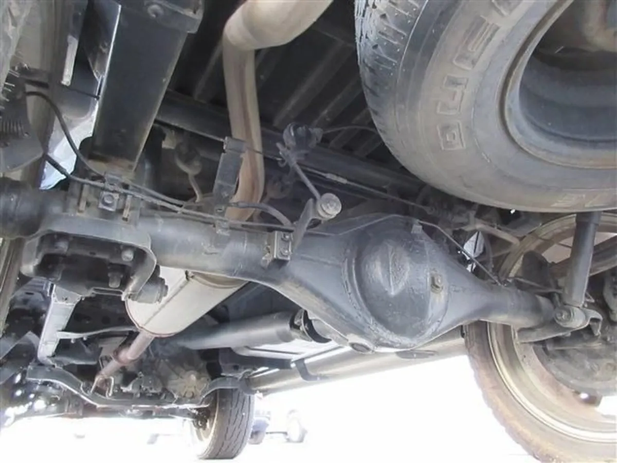 Vintage Toyota Hilux - Image 3