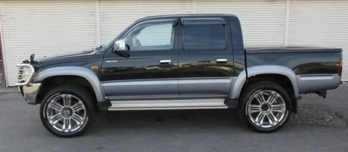 Vintage Toyota Hilux - Image 2
