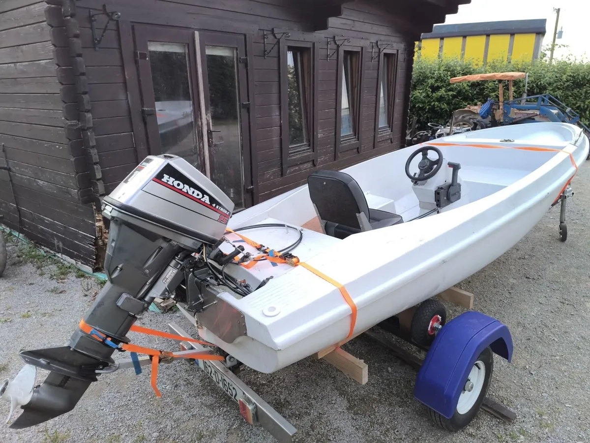 14ft Boat - Image 3