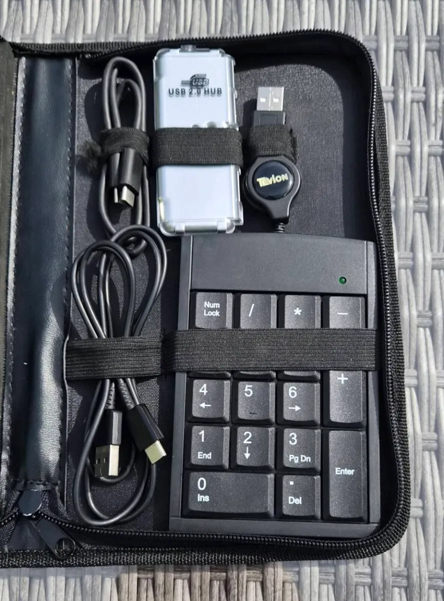 Tevion Laptop Accessory Travel Kit with Kepad - Image 3