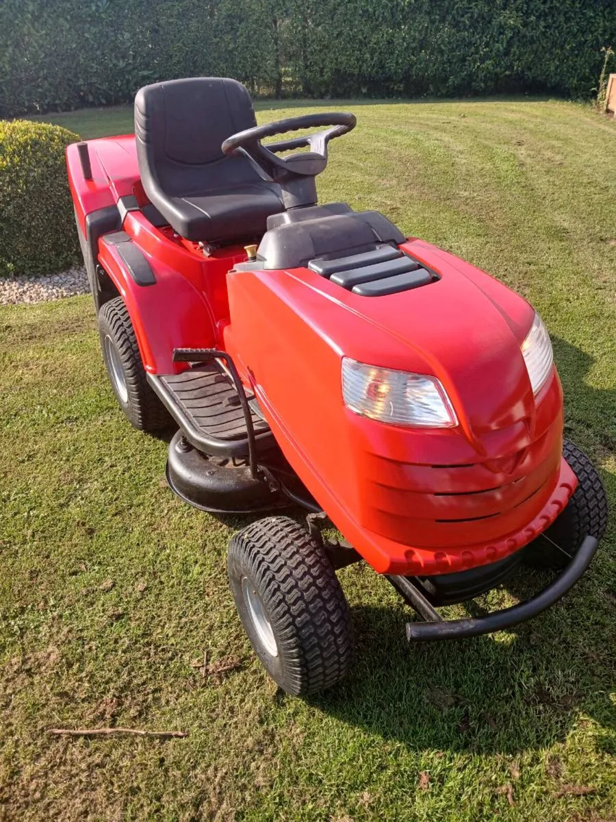 Castlegarden hydrostatic excellent condition - Image 4