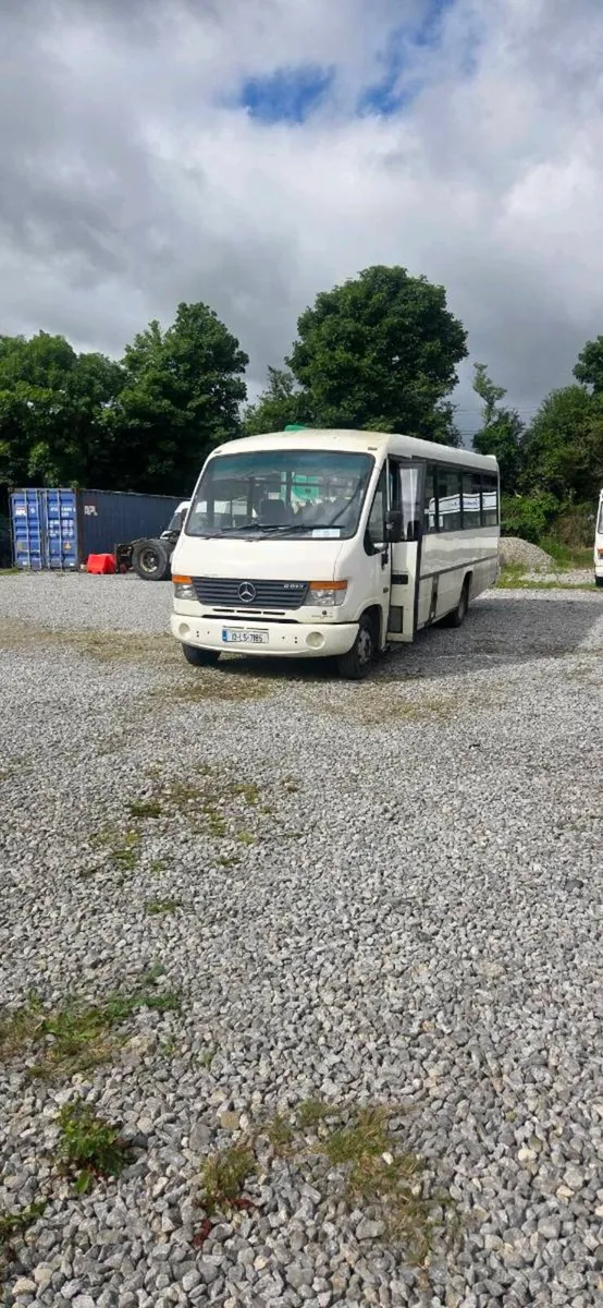 Mercedes Vario - Image 1