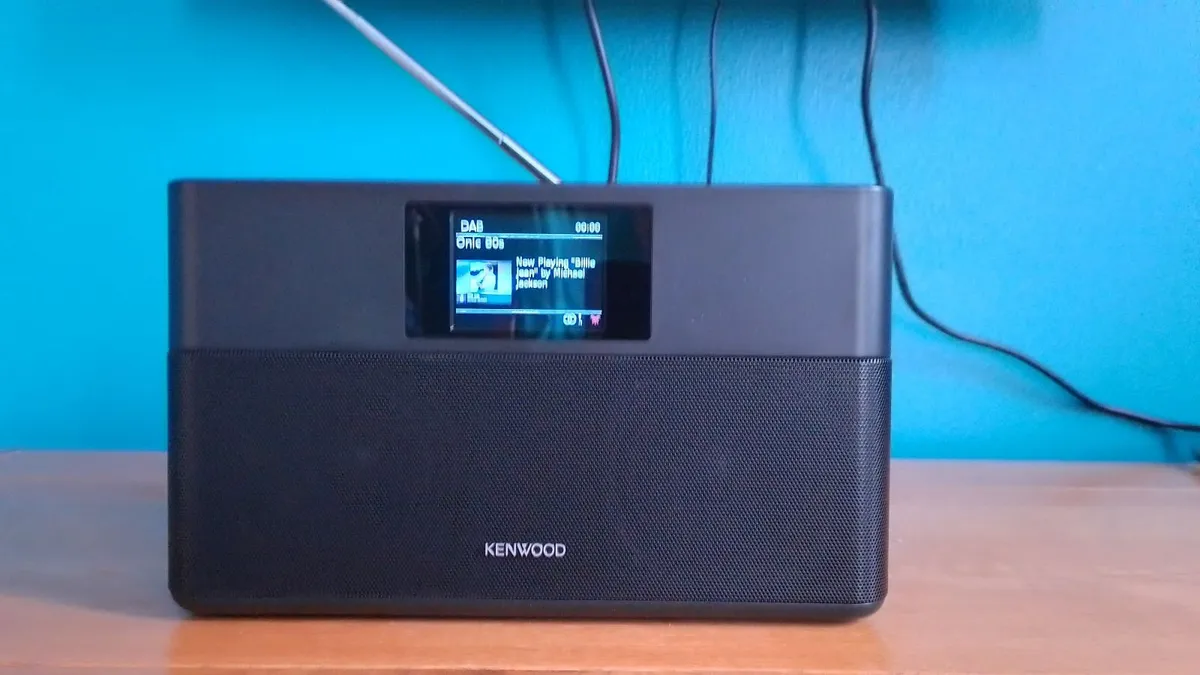 KENWOOD SMART RADIO - Image 4