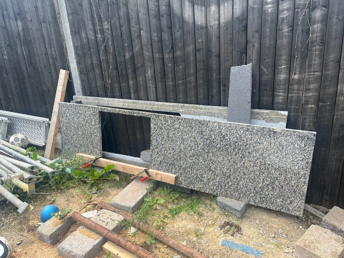 Granite worktops - Image 2