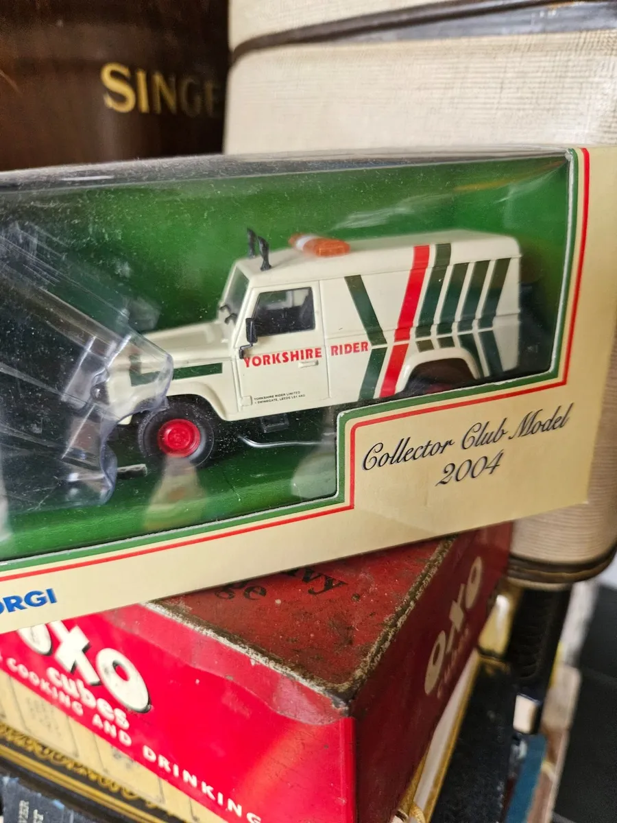Corgi Landrover - Image 2
