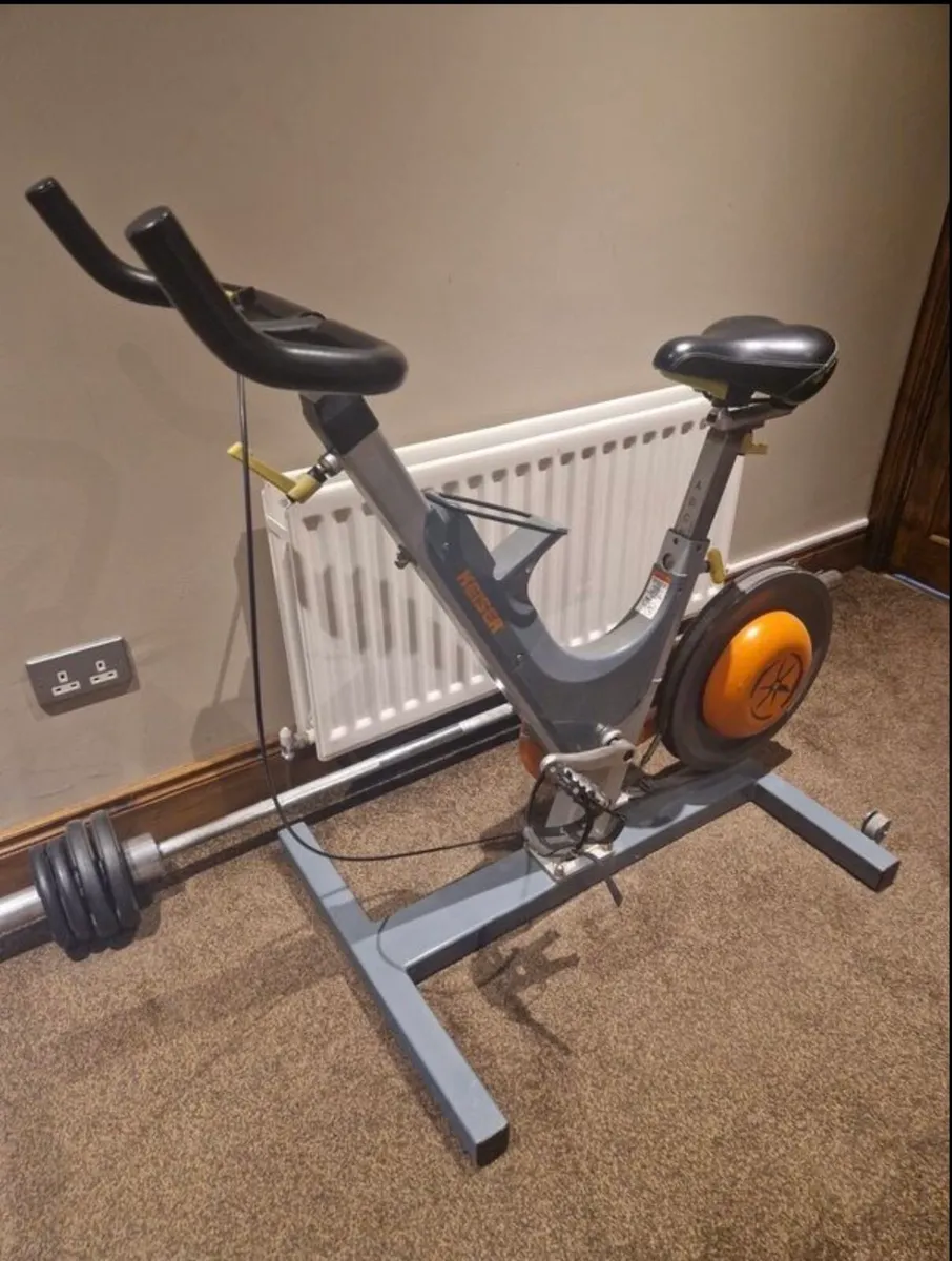 Gym equipment - Image 2