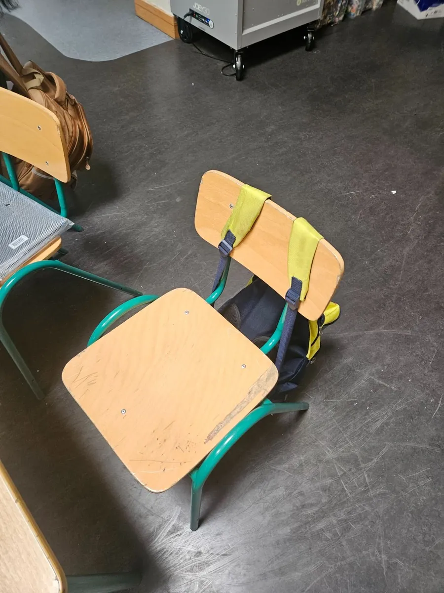 School Green desks and chairs - Image 4