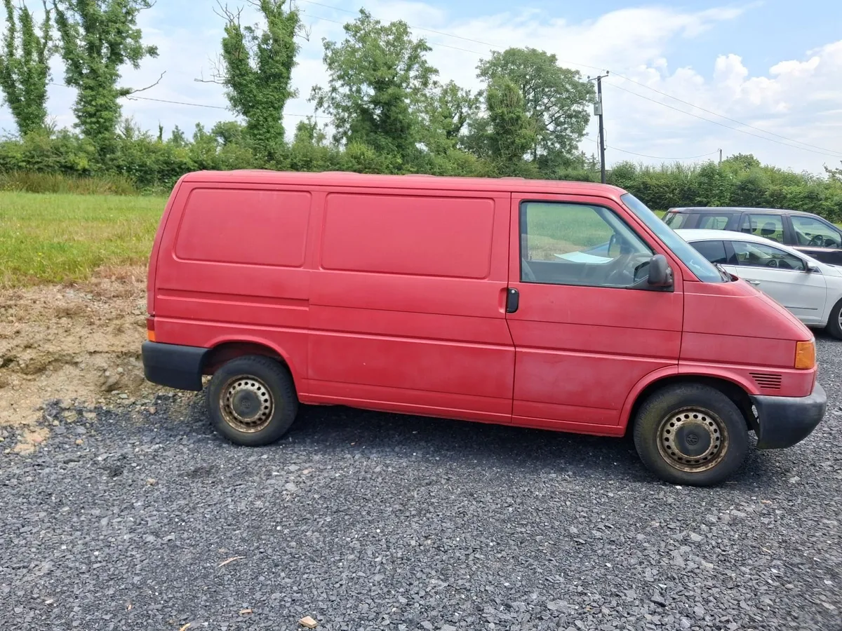 Volkswagen Transporter 2002 - Image 3