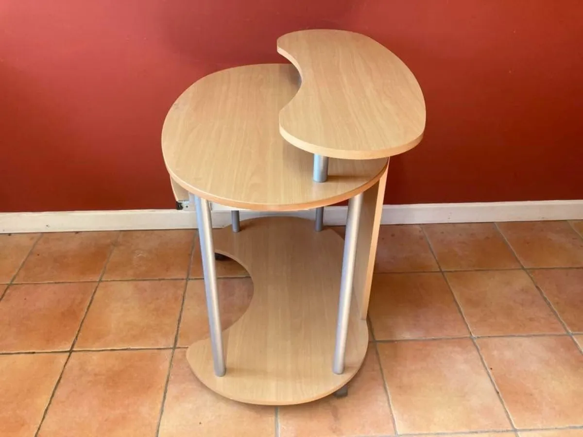 Mobile 3-Tier Computer Desk w/ Pull-Out Tray - Image 4