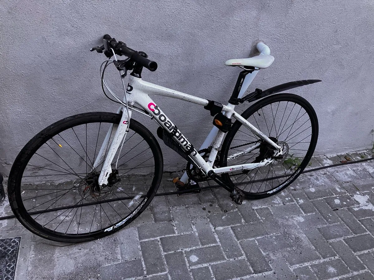 Boardman Hybrid Bike, size S, 18 gears - Image 1