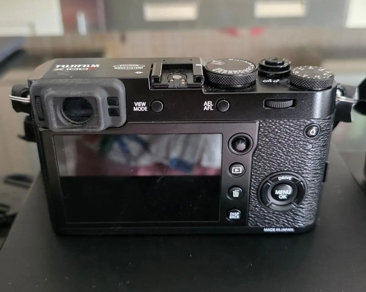 Fuji X100F - Image 2