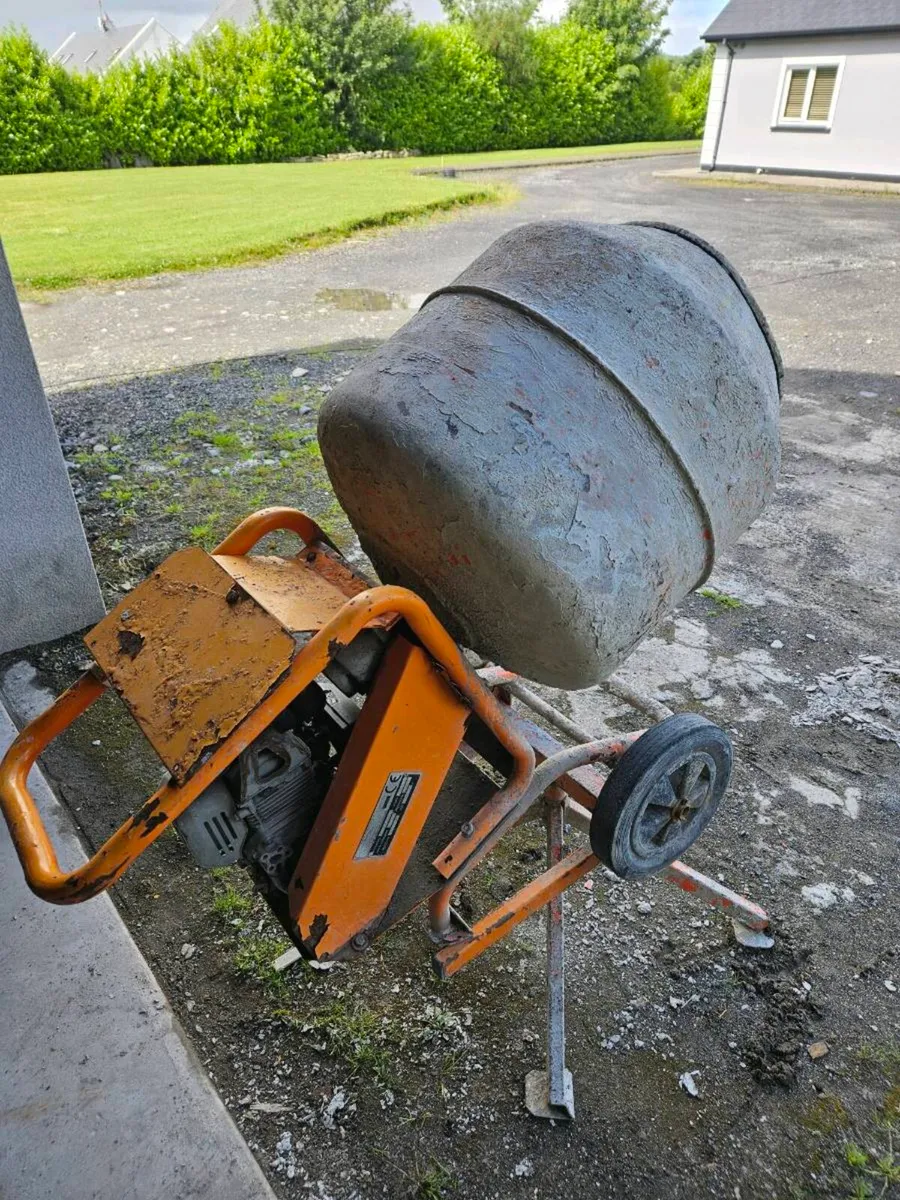 Petrol mixer - Image 1