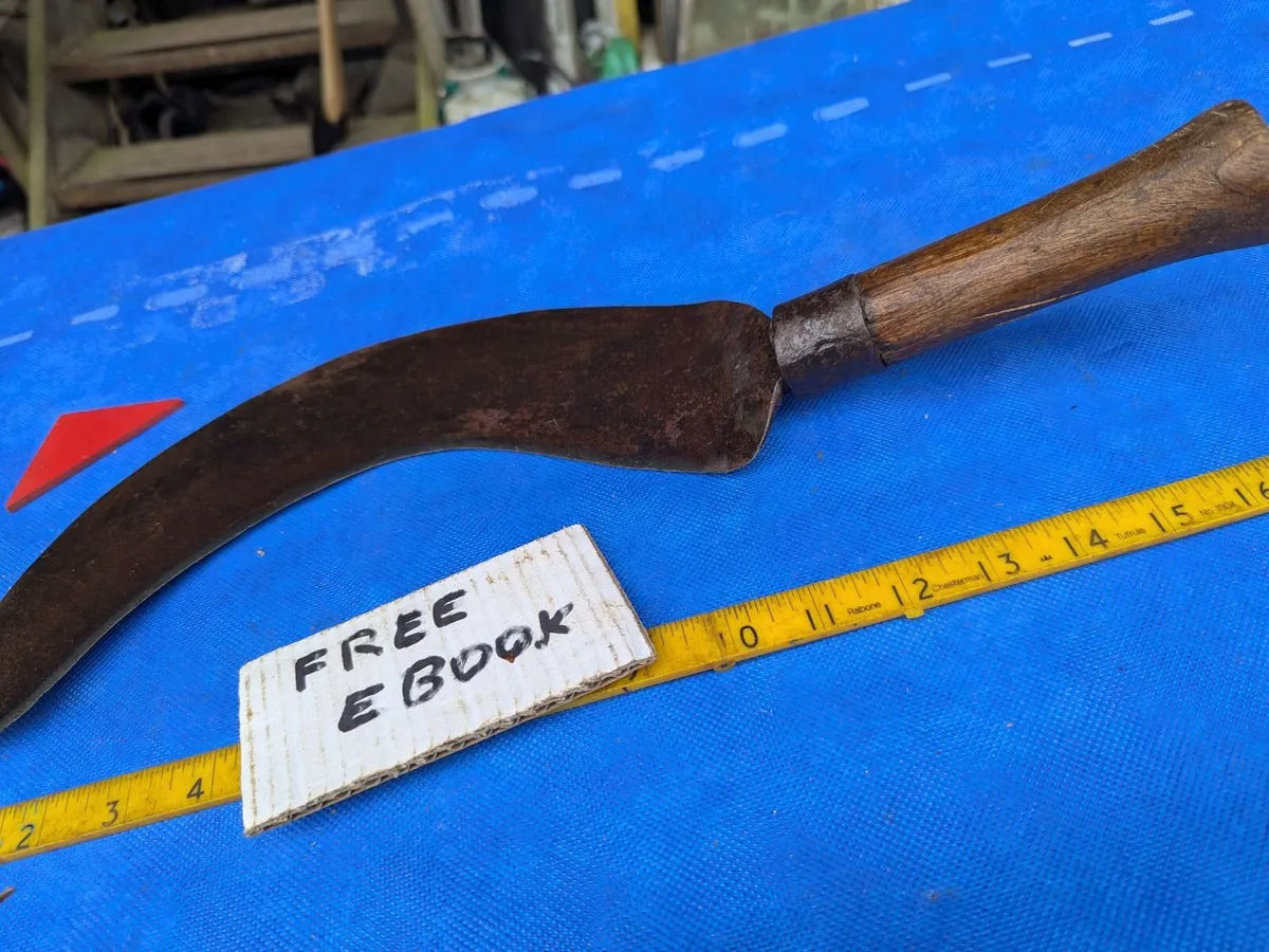French Grass Hook - Image 2