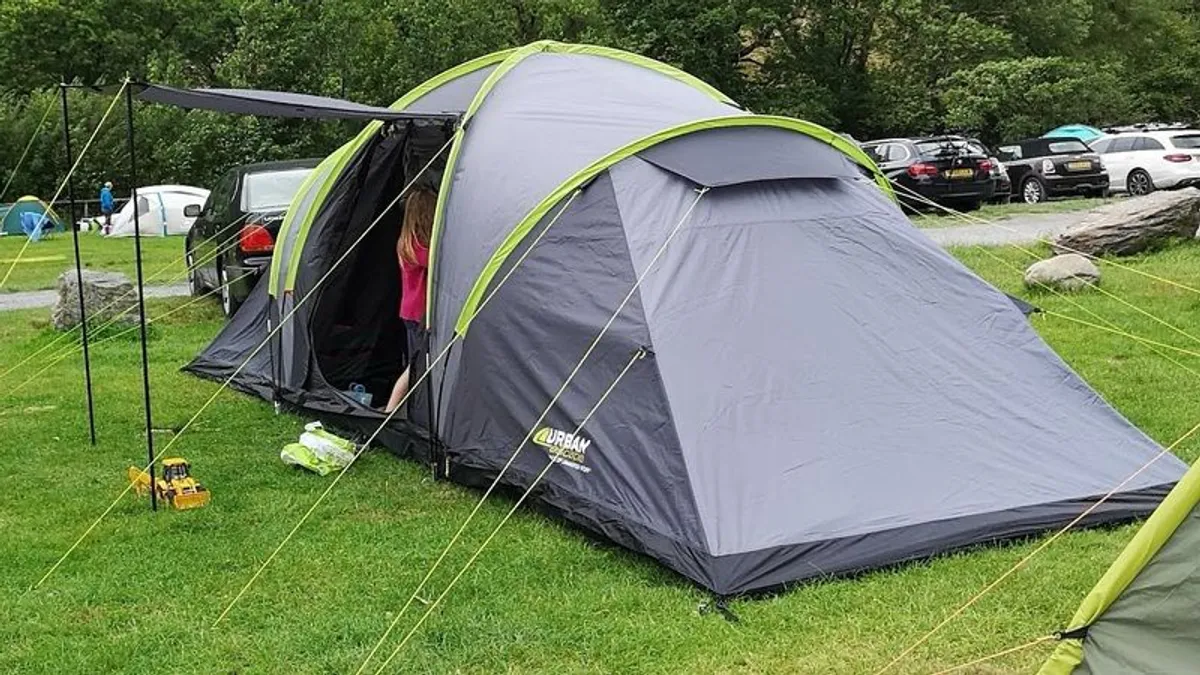 tent - Image 1