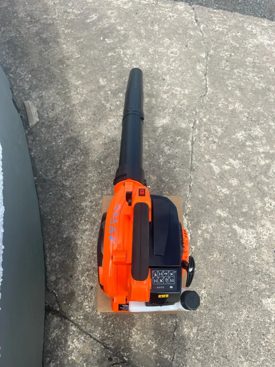 Boss Leaf Blower - Image 4