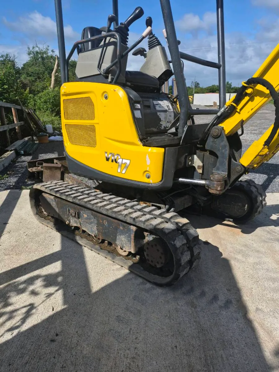 Yanmar vio17 - Image 3