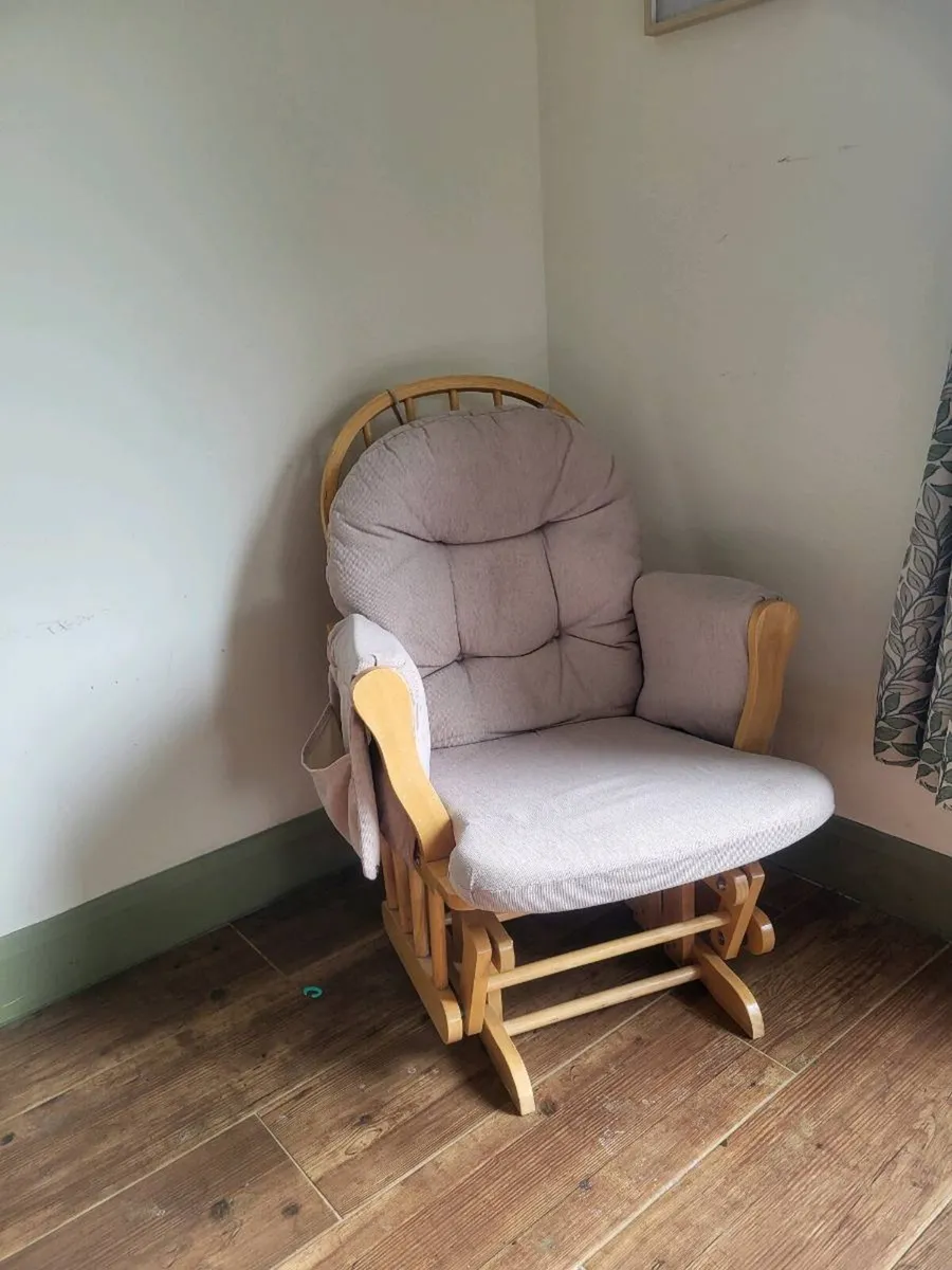 Babylo Breastfeeding chair