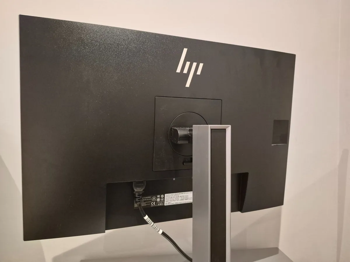 Monitor - Image 1