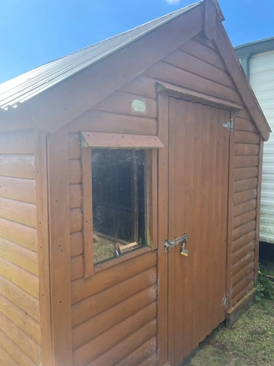 Price Drop Mahmood Sawmills Log Effect Shed 8x6ft Good Condition - Image 1